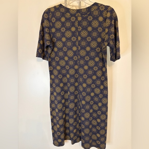 Indigo Navy w gold pattern Sheath Dress Short Sleeve Crew Neck. Fair trade! - Picture 2 of 3